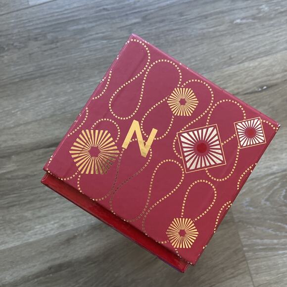 NEST Candles Festive Petite Trio Scented Limited Edition New in Box - Picture 9 of 13